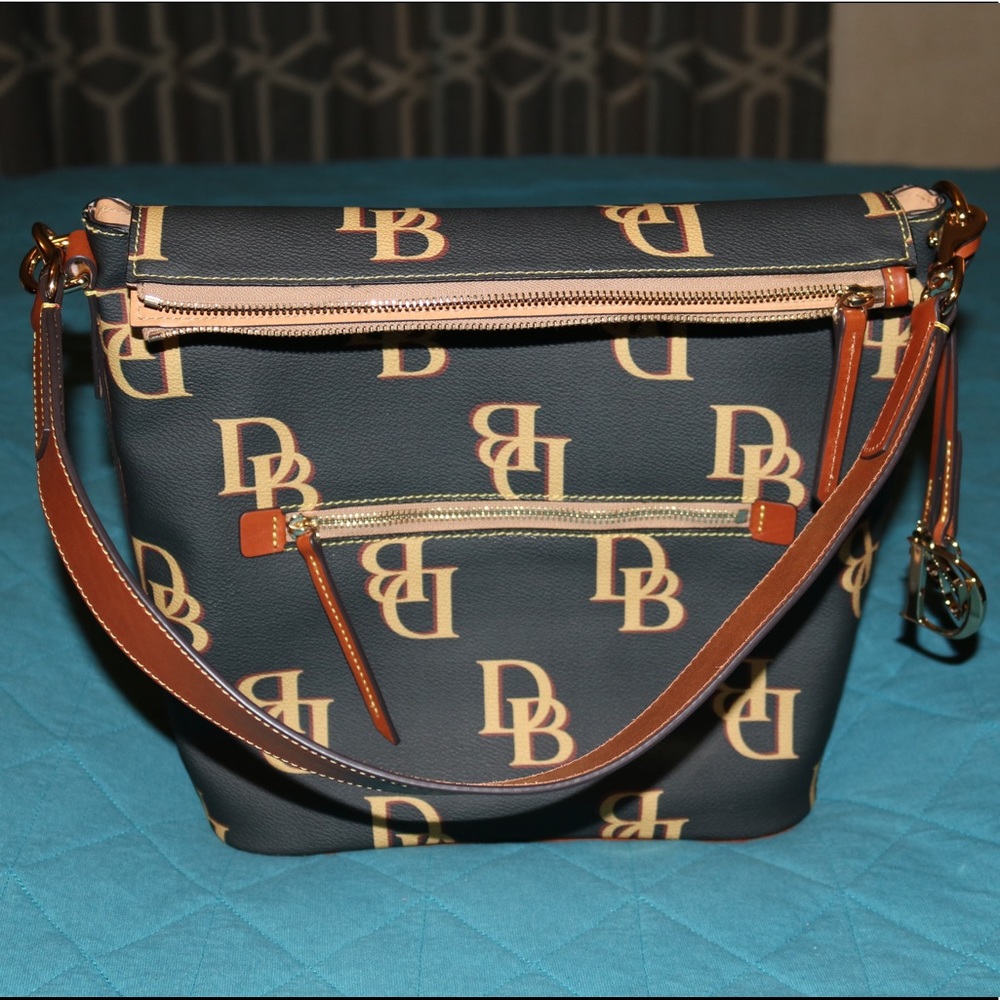 NWOT Dooney & Bourke Shoulder Bag